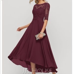 Beautiful dress for a wedding or special occasions. Cabernet colour in size 12
